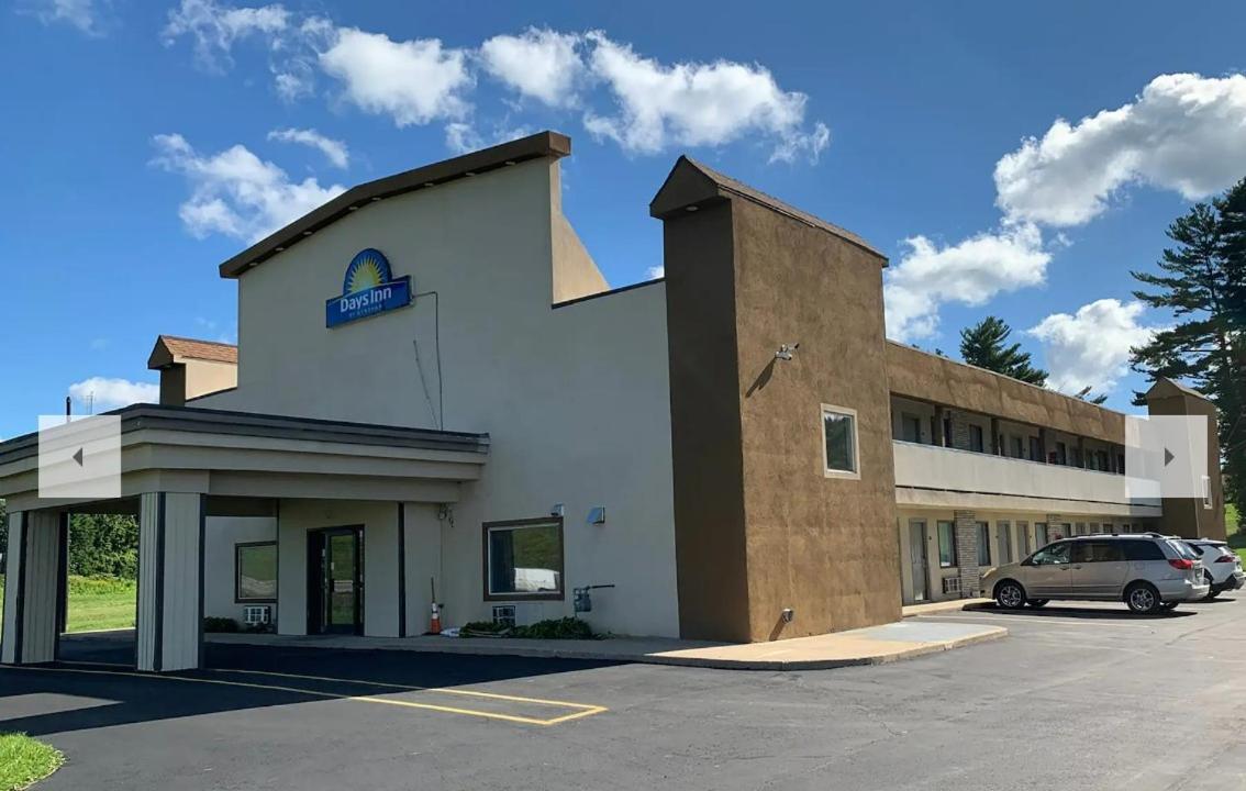Days Inn By Wyndham Bellville Mansfield Dış mekan fotoğraf